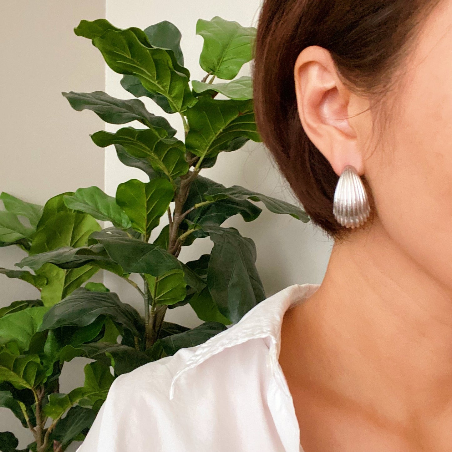 Sculpted Teardrop Studs