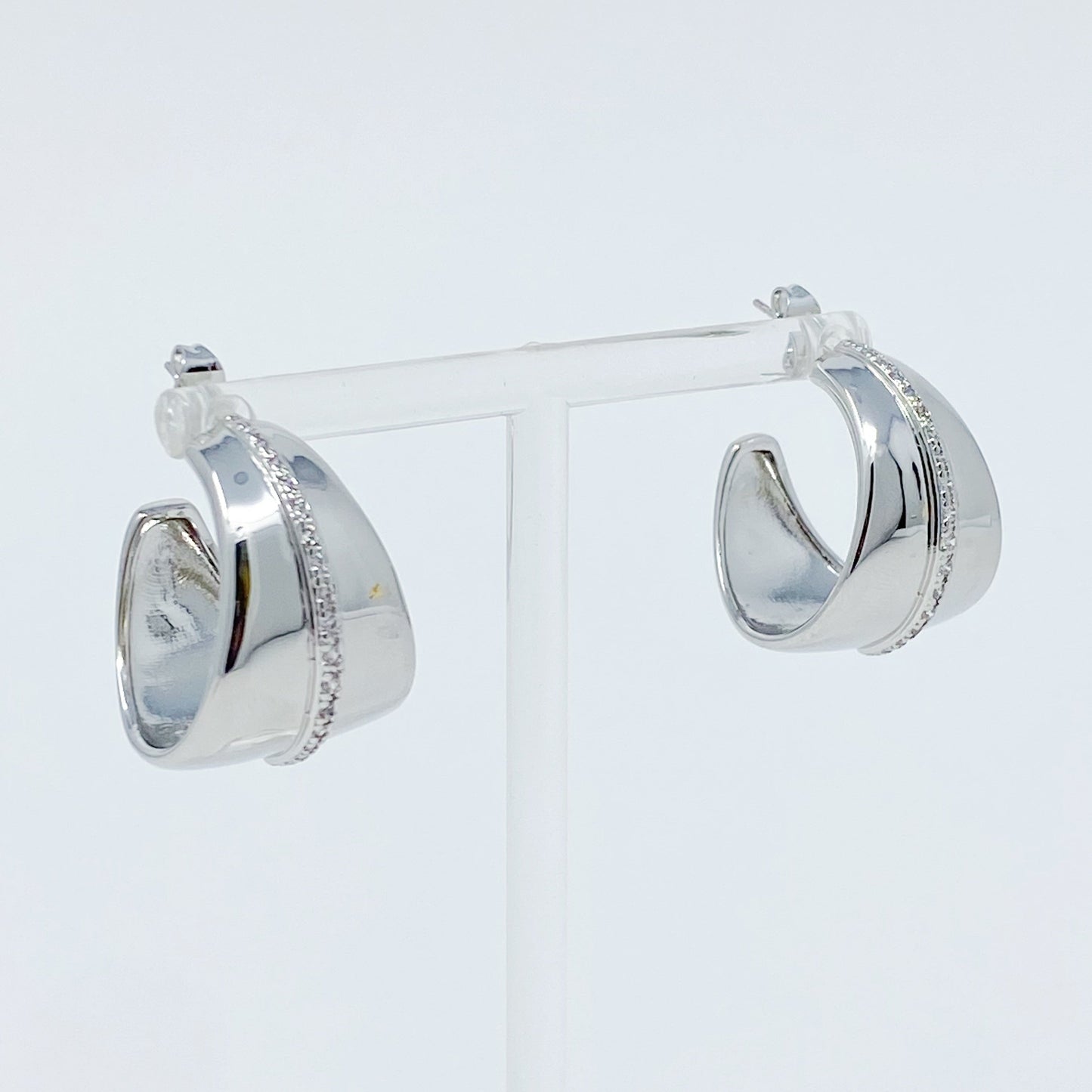 Polished Essential Hoop Earrings